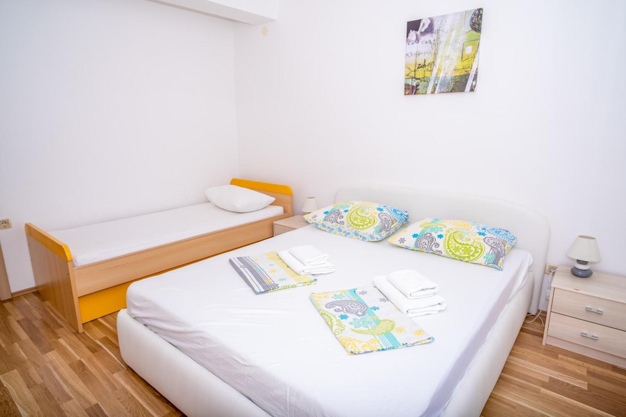 Apartment Bura Šibenik Buitenkant foto