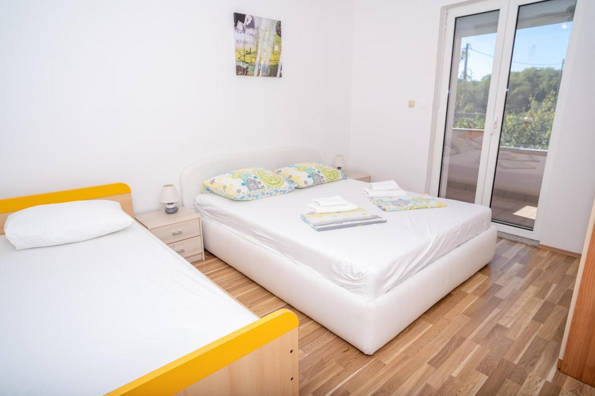 Apartment Bura Šibenik Buitenkant foto